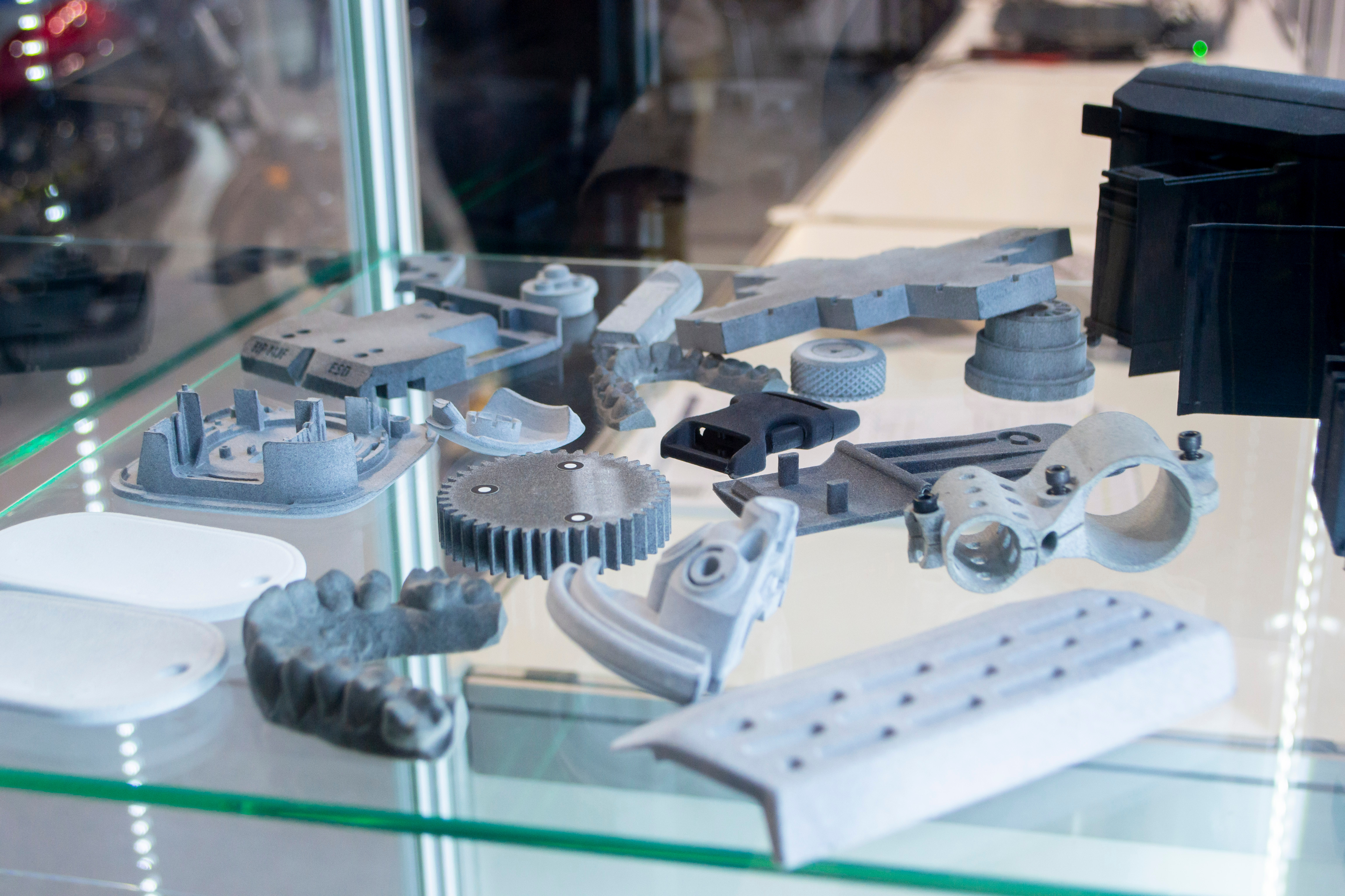 CAD-optimalisatie — wanddiktes, ribben en montagevoorzieningen